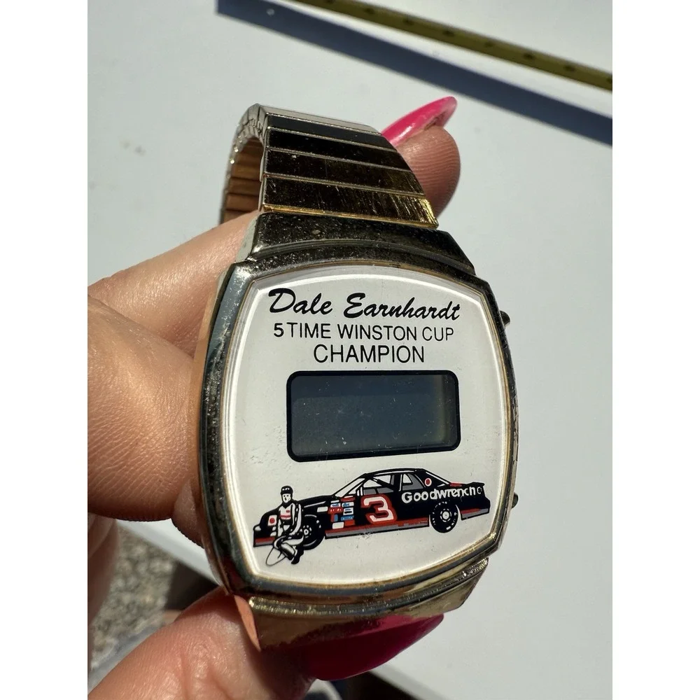 Dale Earnhardt Digital Watch Winston Cup Champion 1980 1986 1987 1990 1991‎ Vtg
